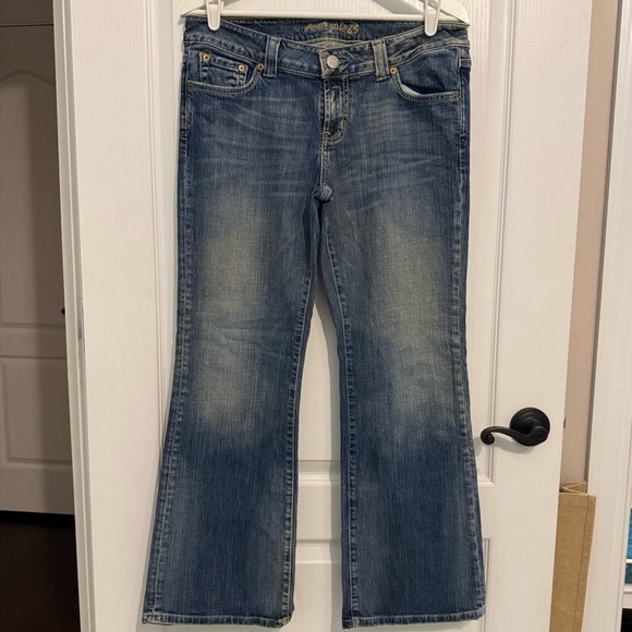 American Eagle Outfitters Denim - American Eagle women’s Boyfriend 77 jeans 12 short denim blue Jean